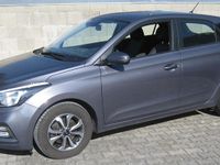 Gebraucht Hyundai i20 Active 101 PS (74 kW) 2019 Grau Kleinwagen