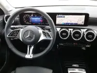 Gebraucht Mercedes A180 Progressive 136 PS (100 kW) 2025 Polarweiss  unilack Limousine