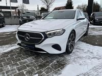 Gebraucht Mercedes E300 Avantgarde 313 PS (230 kW) 2025 Weiß Limousine