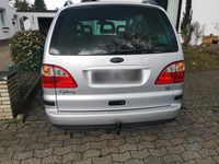 Gebraucht Ford Galaxy 130 PS (95 kW) 2004 Silber Van / Kleinbus