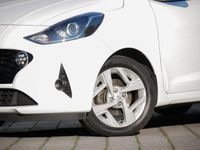 gebraucht Hyundai i10 1,0 Edition 30 Klima CarPlay Sitzheizung