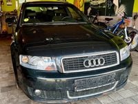 Gebraucht Audi A4 S-line plus 131 PS (96 kW) 2004 Schwarz Kombi