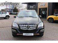 Gebraucht Mercedes 300 204 PS (150 kW) 2010 Obsidianschwarz SUV
