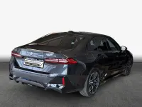 Gebraucht BMW i5 Performance 289 kW (394 PS) 2025 Sophistograu brillanteffekt me Limousine