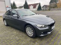 Gebraucht BMW 316 116 PS (85 kW) 2015 Grau Limousine