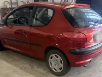 Gebraucht Peugeot 206 75 PS (55 kW) 2002 Rot Kleinwagen