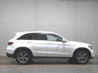 Gebraucht Mercedes GLC300e 306 PS (225 kW) 2022 Weiss SUV