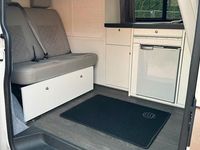 Gebraucht VW T6 102 PS (75 kW) 2017 Grau Van