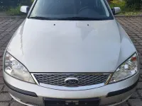 Gebraucht Ford Mondeo Ghia 155 PS (114 kW) 2005 Silber Kombi
