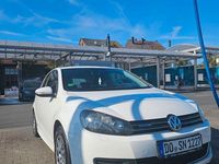 Gebraucht VW Golf VI 105 PS (77 kW) 2010 Weiß Kleinwagen