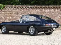 Käytetty Jaguar E-Type S 265 HP (194 kW) 1964 Sininen Coupe - kaksiovinen