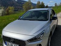 gebraucht Hyundai i30 i301.6 CRDI Intro Edition