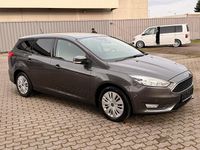 Gebraucht Ford Focus 100 PS (73 kW) 2017 Grau Kombi