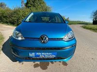 Gebraucht VW e-up! 61 kW (83 PS) 2022 Costa azul metallic Kleinwagen