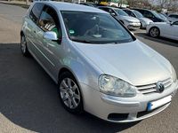 Gebraucht VW Golf V 102 PS (75 kW) 2005 Grau Kleinwagen