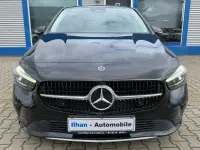 Gebraucht Mercedes B200 Progressive 150 PS (110 kW) 2023 Schwarz Van / Kleinbus