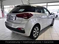 gebraucht Hyundai i20 YES!*AUTOMATIK*SITZHEIZUNG*TEMPOMAT*KAMERA