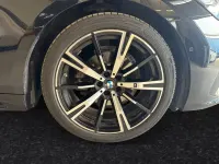Gebraucht BMW 520 Comfort Edition 197 PS (144 kW) 2025 Saphirschwarz metallic Kombi