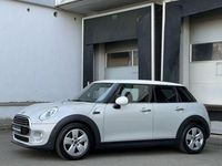 Gebraucht Mini Cooper Chili 136 PS (100 kW) 2018 Weiß Kleinwagen