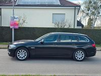 Gebraucht BMW 520 184 PS (135 kW) 2012 Schwarz Kombi