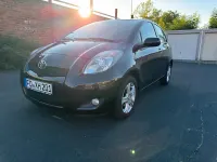 Gebraucht Toyota Yaris Life 100 PS (73 kW) 2011 Schwarz Kleinwagen