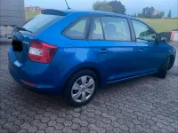Gebraucht Skoda Rapid Joy 90 PS (66 kW) 2016 Blau Kleinwagen