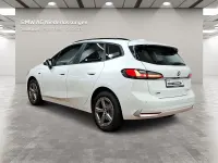 Gebraucht BMW 230e Active Tourer Sport Line 150 PS (110 kW) 2022 Weiß Van / Kleinbus