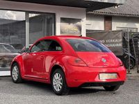 Gebraucht VW Beetle Exclusive 105 PS (77 kW) 2014 Rot Kleinwagen