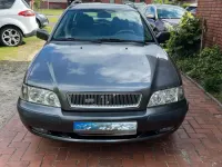 Gebraucht Volvo V40 102 PS (75 kW) 2002 Grau Kombi