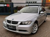 Gebraucht BMW 320 150 PS (110 kW) 2007 Silber Kombi