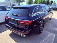 Gebraucht Mercedes E300 306 PS (225 kW) 2021 Blau Limousine