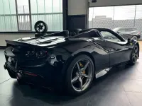 Second-hand Ferrari F8 721 CP (530 kW) 2021 Negru Cabrio