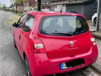 Gebraucht Renault Twingo 75 PS (55 kW) 2011 Rot Kleinwagen