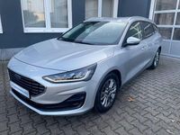 Używany Ford Focus 116 KM (85 kW) 2023 Srebrny Kombi
