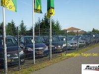 Gebraucht Ford Tourneo Courier Trend 101 PS (74 kW) 2019 Silber Van / Kleinbus