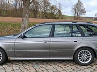 Gebraucht BMW 525 163 PS (119 kW) 2003 Grau Kombi