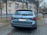 Gebraucht Skoda Superb 2018 Grau Kombi