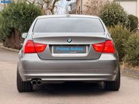 Gebraucht BMW 330 272 PS (200 kW) 2011 Grau Limousine