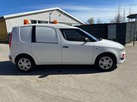 Gebraucht Skoda Roomster 75 PS (55 kW) 2014 Weiß Van / Kleinbus