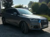 Usado Audi Q7 Ambiente 333 HP (244 kW) 2017 Cinzento SUV