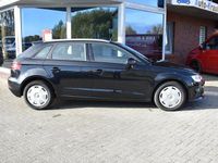 Gebraucht Audi A3 116 PS (85 kW) 2019 Schwarz Limousine