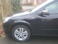 Gebraucht Opel Astra 116 PS (85 kW) 2008 Schwarz Kleinwagen