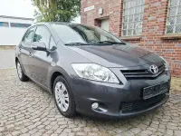 Gebraucht Toyota Auris Edition 99 PS (72 kW) 2011 Grau Kleinwagen