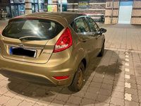 Gebraucht Ford Fiesta 81 PS (59 kW) 2011 Gold Kleinwagen