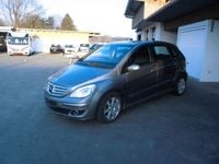 Gebraucht Mercedes B200 140 PS (102 kW) 2006 Grau Van / Kleinbus