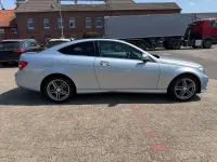 Gebraucht Mercedes C220 AMG 170 PS (125 kW) 2014 Diamantsilber Coupé