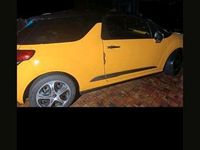 Gebraucht Citroën DS3 Sport Chic 156 PS (114 kW) 2011 Gelb Kleinwagen
