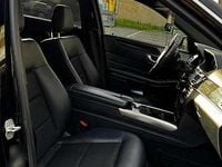 Second-hand Mercedes E300 Avantgarde 231 CP (169 kW) 2014 Negru Break
