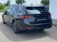 Gebraucht Skoda Octavia Clever 150 PS (110 kW) 2023 Schwarz Kombi