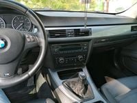 Gebraucht BMW 320 170 PS (125 kW) 2009 Grau Coupé